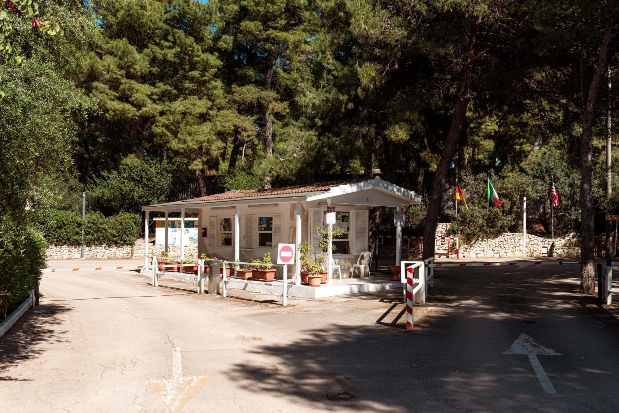 Villaggio Camping Punta Lunga Vieste Bagian luar foto