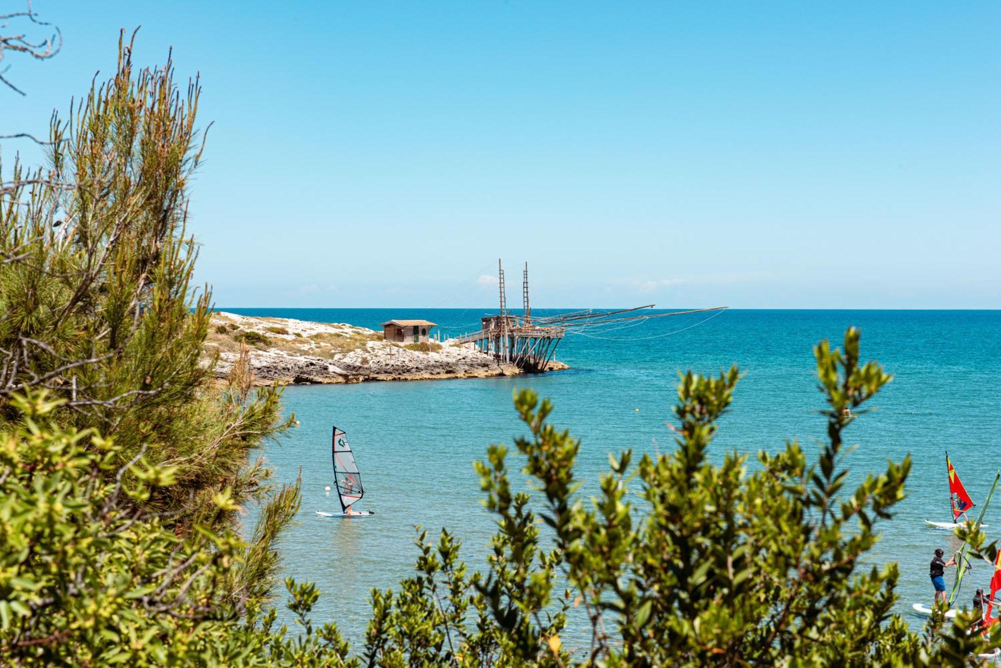 Villaggio Camping Punta Lunga Vieste Bagian luar foto