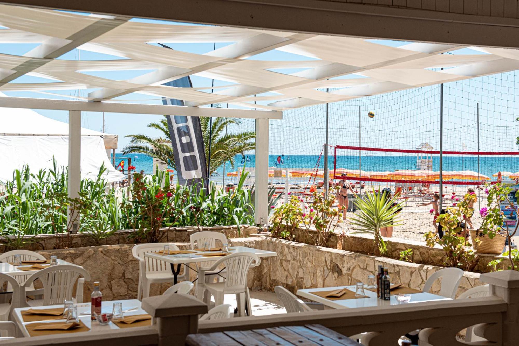 Villaggio Camping Punta Lunga Vieste Bagian luar foto